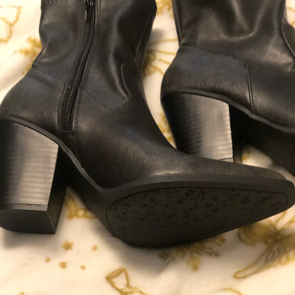 Elegant Black Women's Boots Sincerely Jules NWOT - Picture 2 of 8